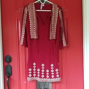 Adorable Boho Embroidered Cranberry dress from Francesca's. size medium